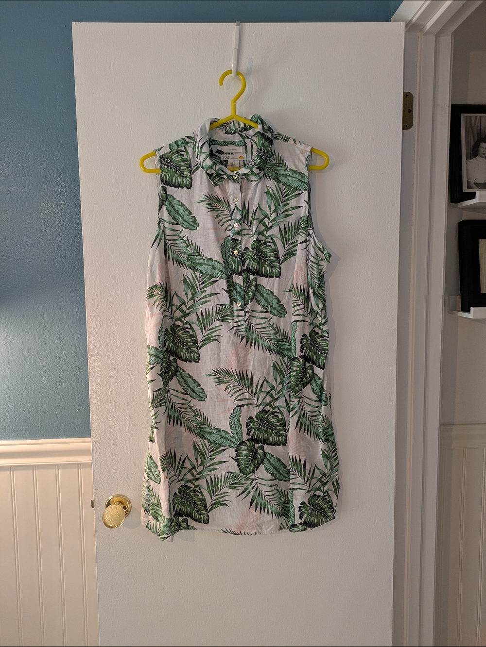 C&C California Green and White Tropical Print Linen Shirt Dress